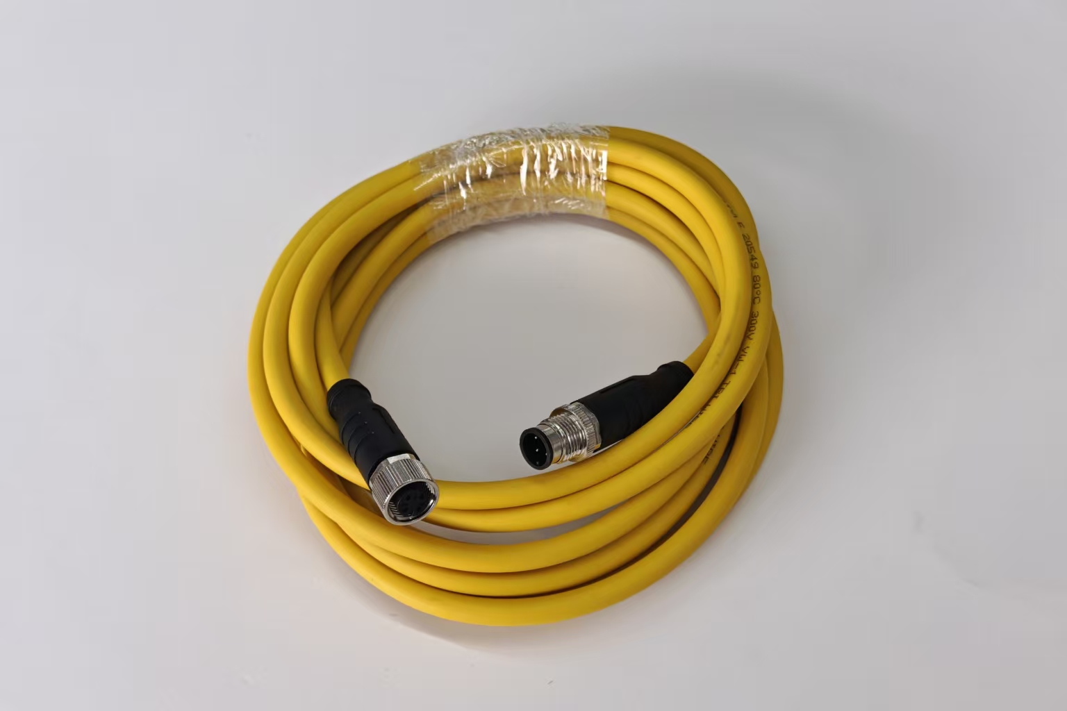 供应商强调5针M6防水连接器的质量标准和材料选择