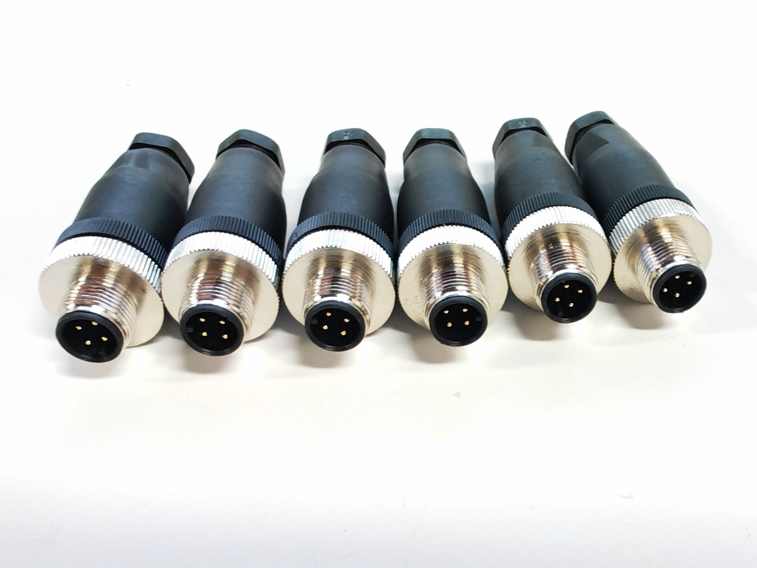 与M12圆形连接器供应商共同推进工业互联互通