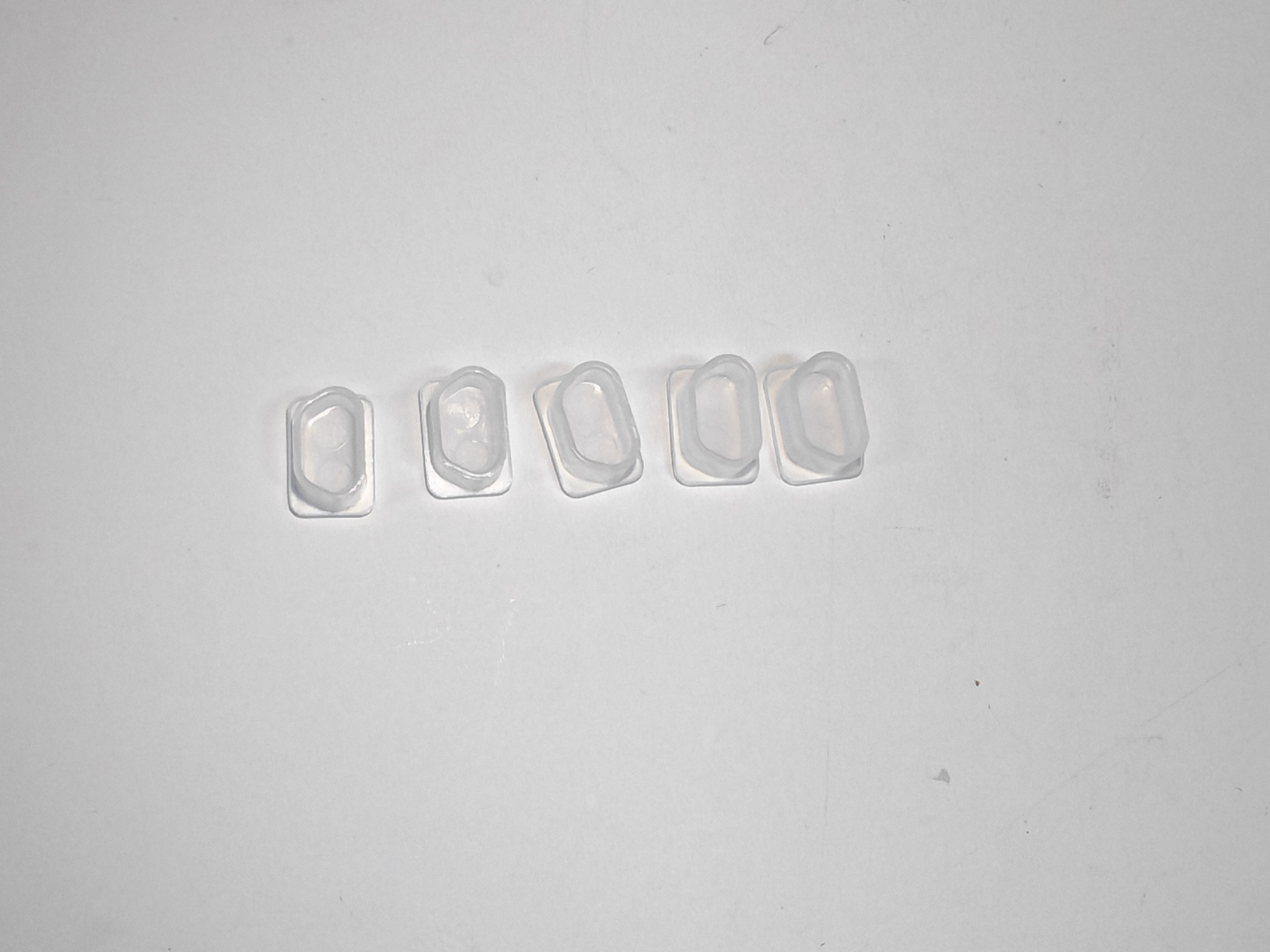 补充产品，如CAN总线电缆，是对连接器解决方案的补充